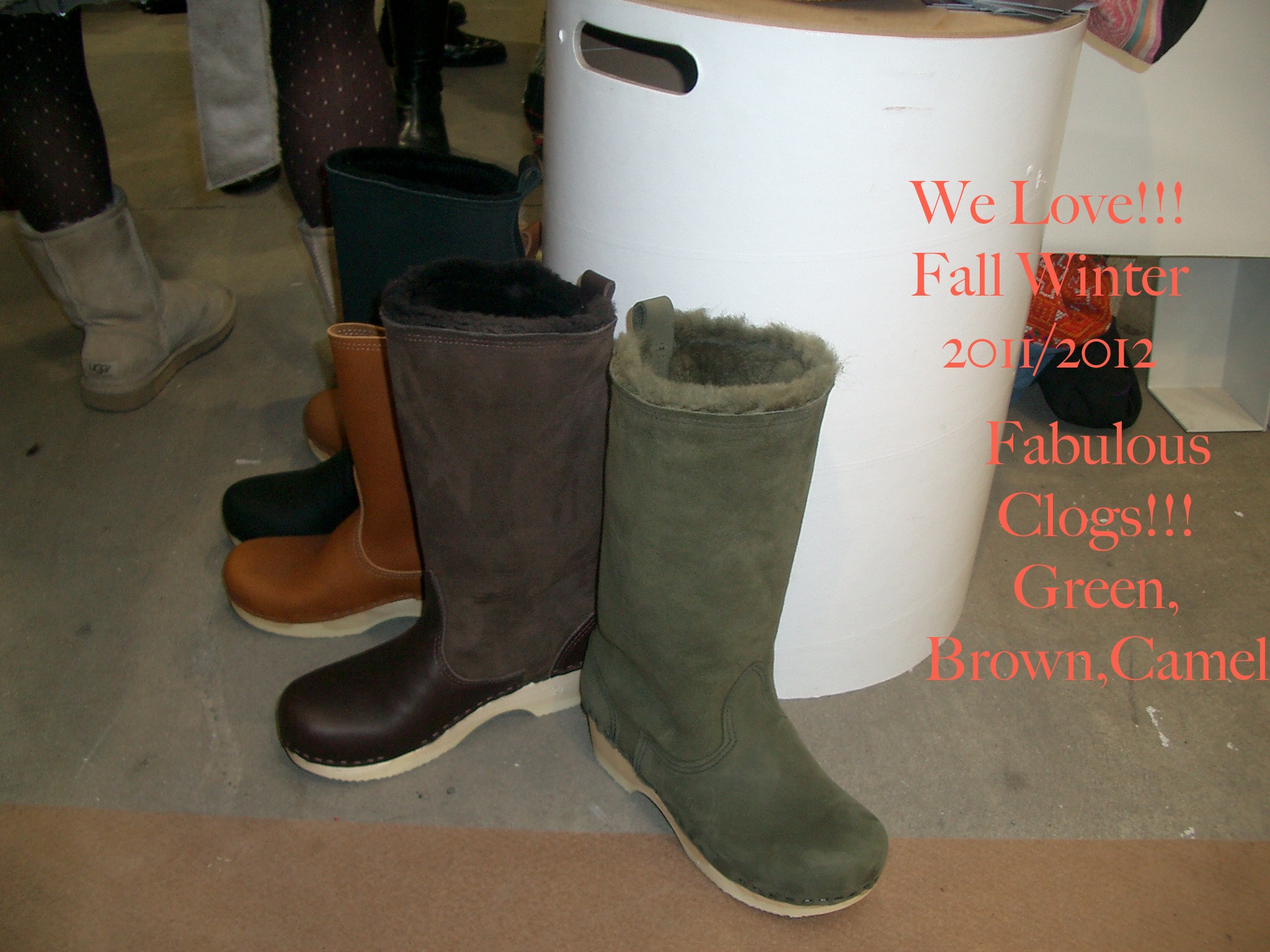 You are currently viewing <!--:en-->Fabulous Clogs are Back!!!!!for Fall Winter 2011/2012<!--:--><!--:de-->Fabulous Clogs are Back!!!!!for Fall Winter 2011/2012<!--:-->